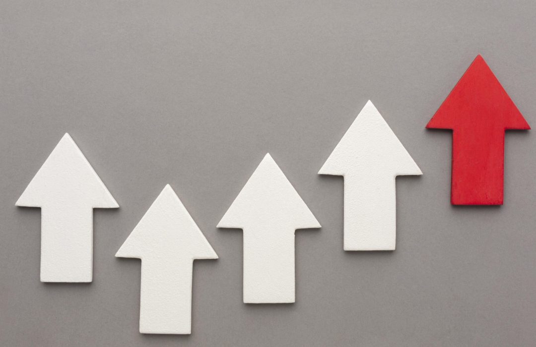 graphic-concept-with-arrows-top-view-min arrows pointing up over time showing gradual increase